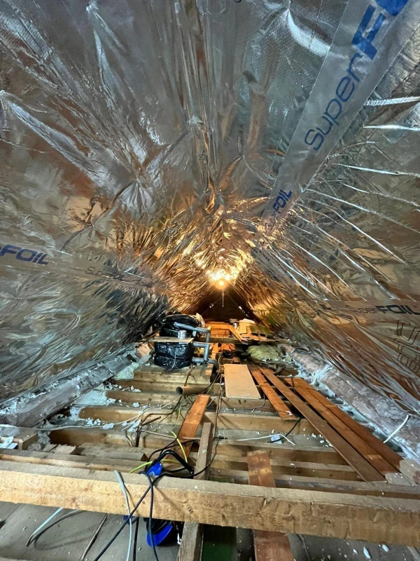 The Loft Insulation Experts Essex Multifoil SuperFOIL Insulation Fitters (4)_(1)